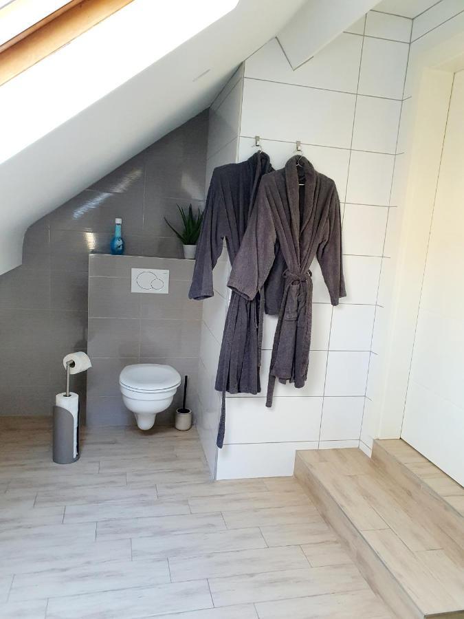 Les Etangs Du Thioux Guest House Malmedy Eksteriør bilde